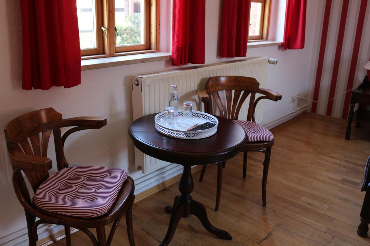 Altstadtcafe Und Pension Havelberg Buitenkant foto