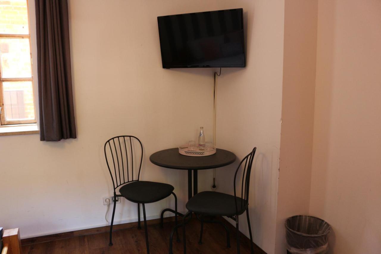 Altstadtcafe Und Pension Havelberg Buitenkant foto