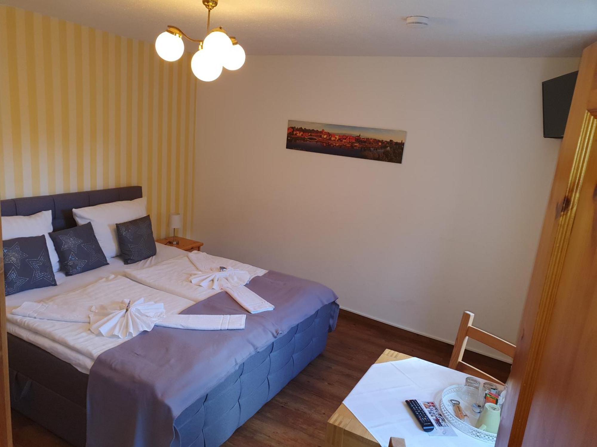 Altstadtcafe Und Pension Havelberg Buitenkant foto